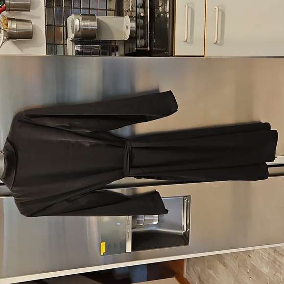 💕BAREFOOT DREAMS💕 Washed Satin Notch Collar Robe ~ Black Large L NWT - Picture 8 of 14